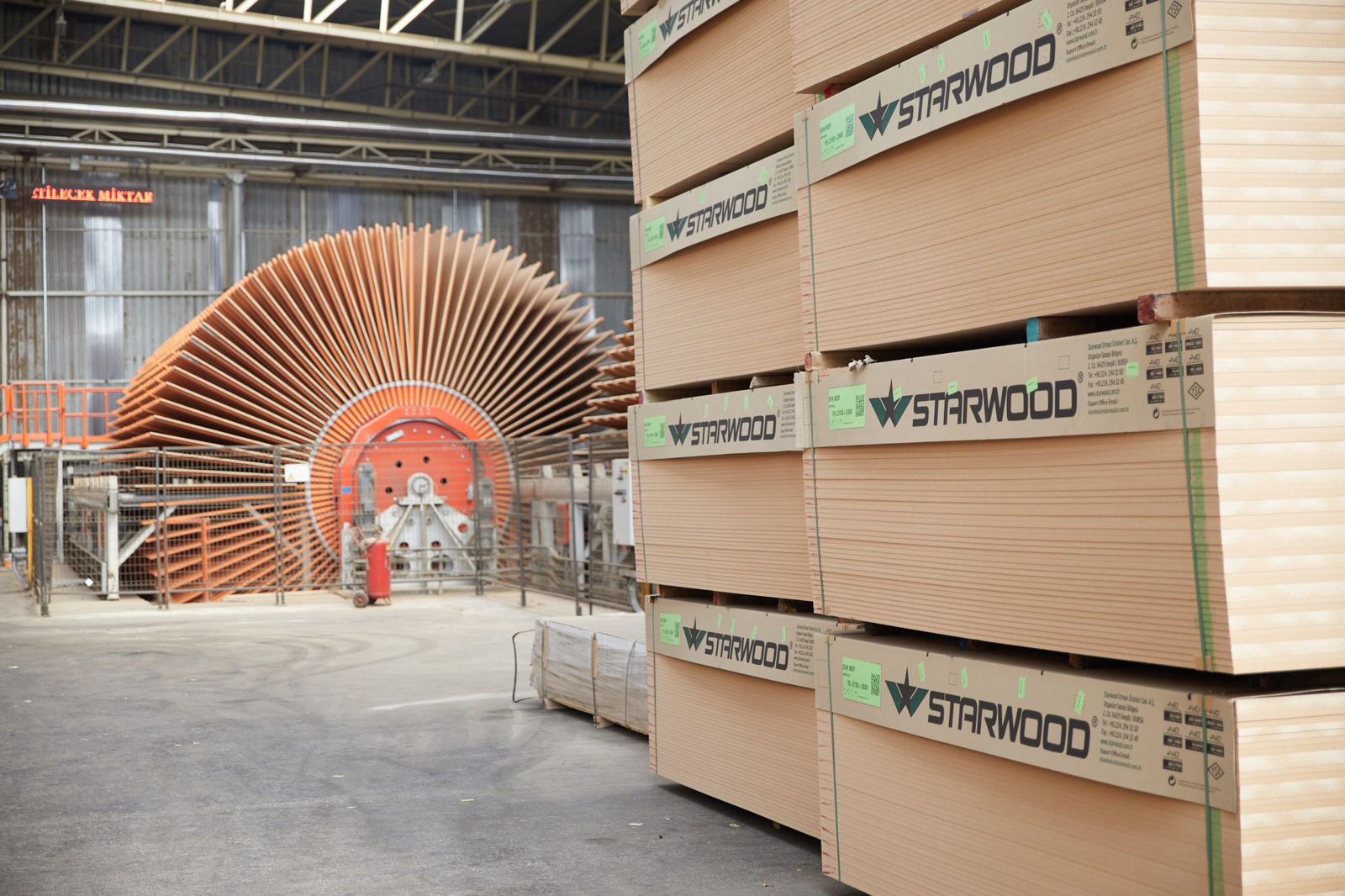 Hijazi Wood تعزز وجودها خارج لبنان... تعزيز مفهوم أناقة الأخشاب والتصاميم